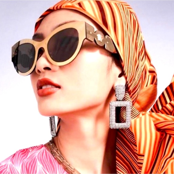 Versace gold cat eye mirror sunglasses - Picture 1 of 5